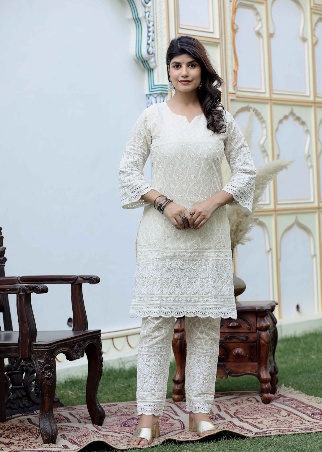 Women's Floral Embroidered Key-Holeneck Chikankari Straight Kurta With Palazzo - Miravan