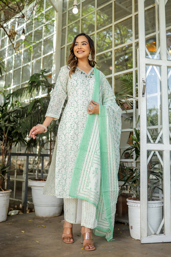 Women's Green Printed On Cream Hand Work Cotton Kurta Set With Dupatta - Benaaz