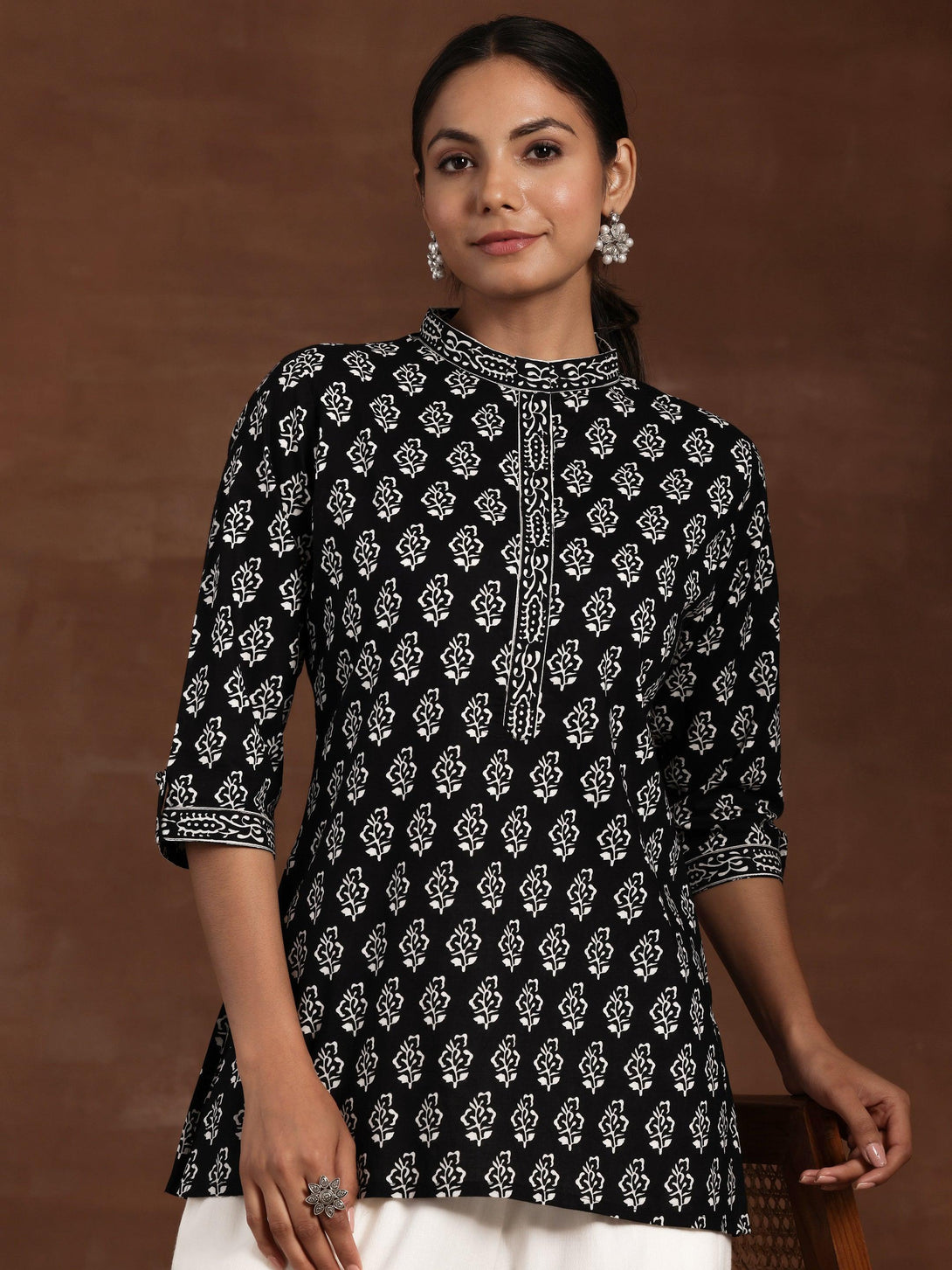 Black Printed Cotton A-Line Kurti - Jashvi