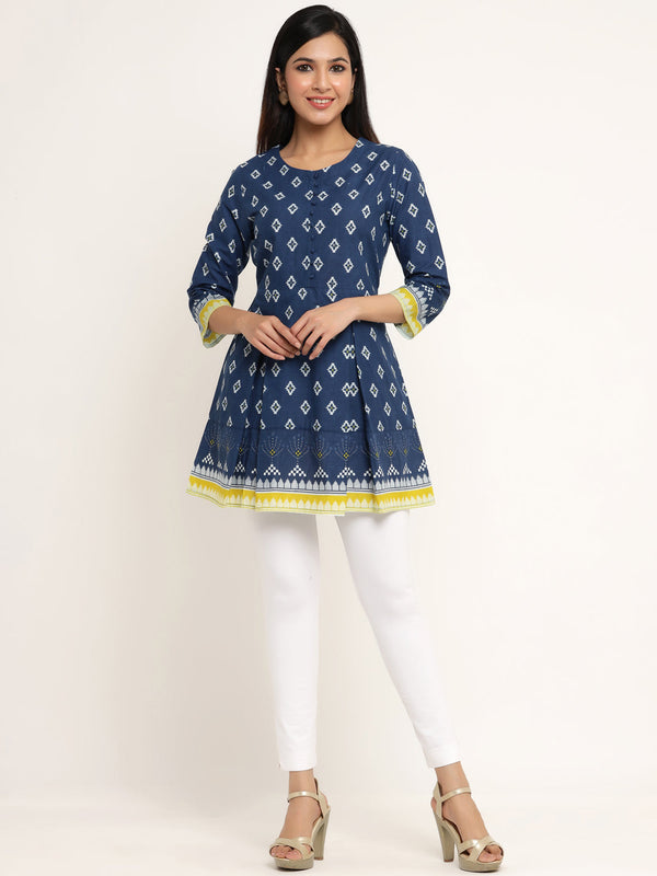 Women's Self Desgin Cotton Fabric Short Kurta Blue Color - Kipek