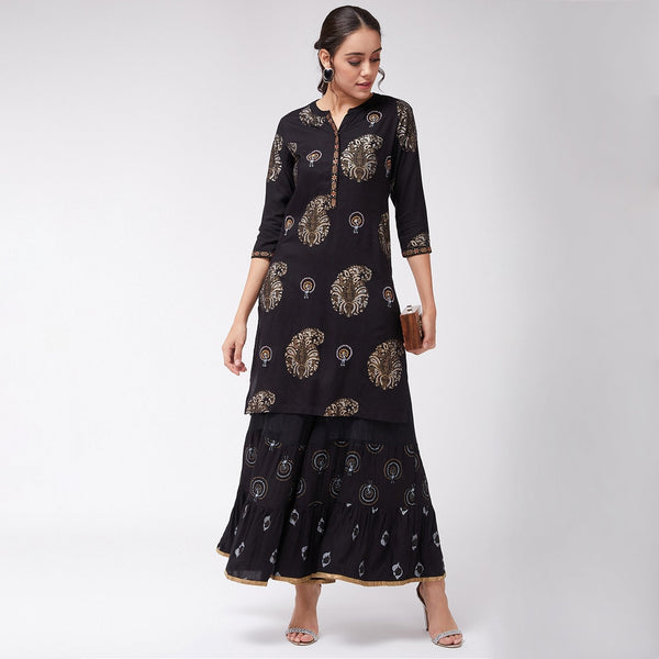 Women's Straight Fit Foil Printed Kurta With Sharara - Pannkh