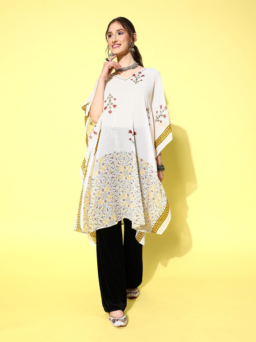 Women's White Floral Kaftan Kurta - Yufta