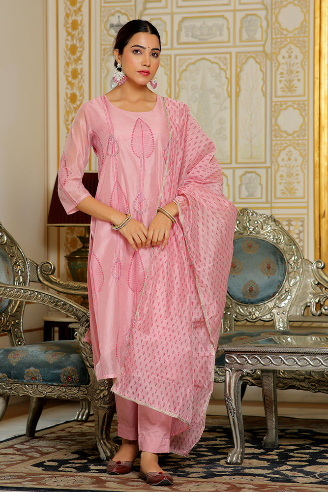 Women's Pink Chanderi Block Printed Embroidered Kurta Set With Solid Pants & Dupatta - Vaasva Jaipur