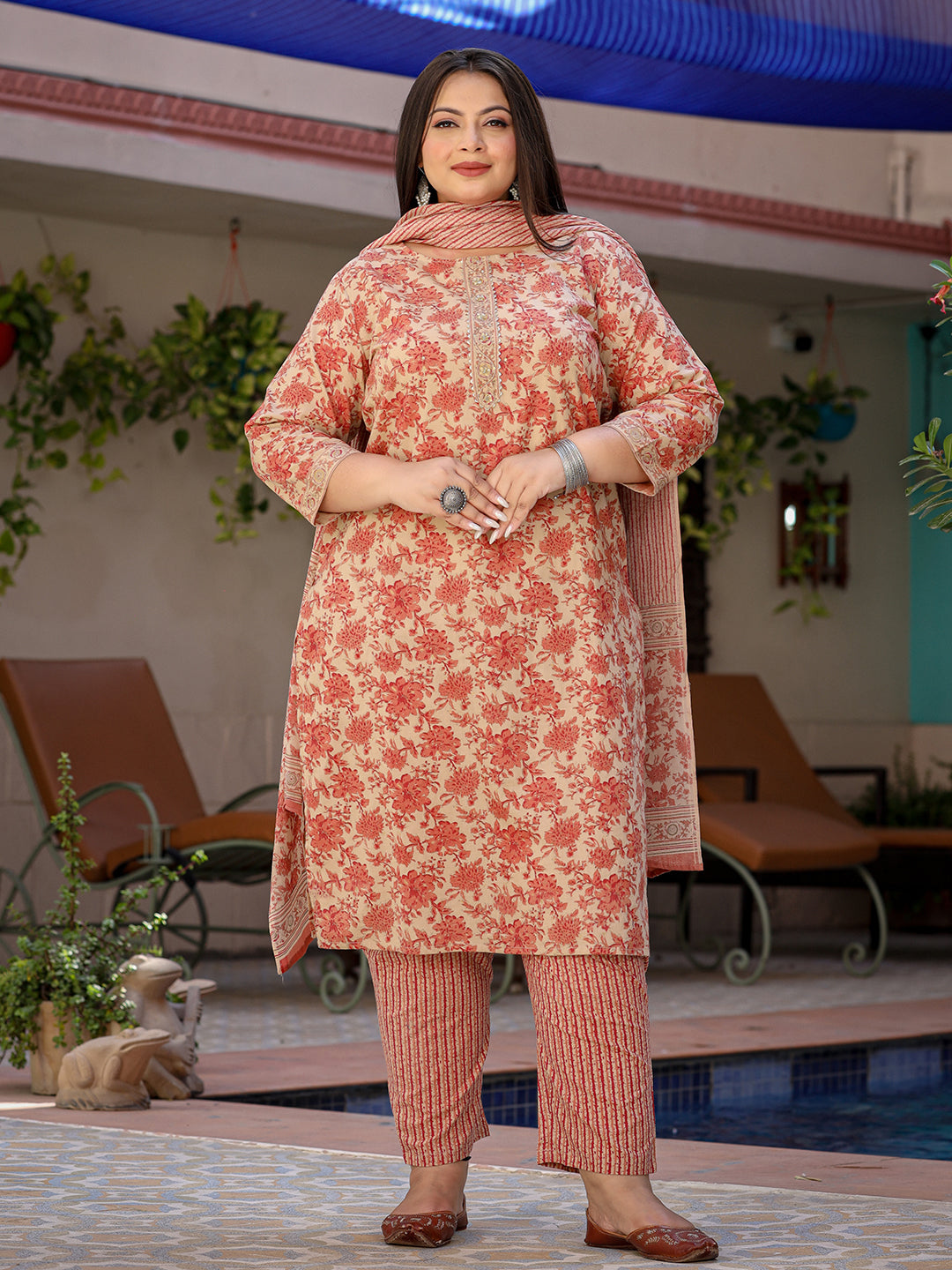 Women's Beige And Peach Sequins_Work Straight Plus Size Kurta Trouser And Dupatta Set - Yufta