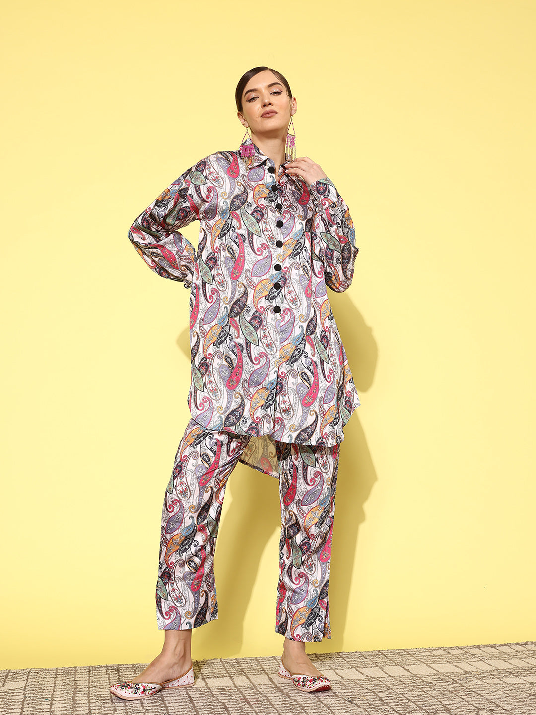 Women's - Cream Paisley Shirt And Trouser Co Ords - Yufta