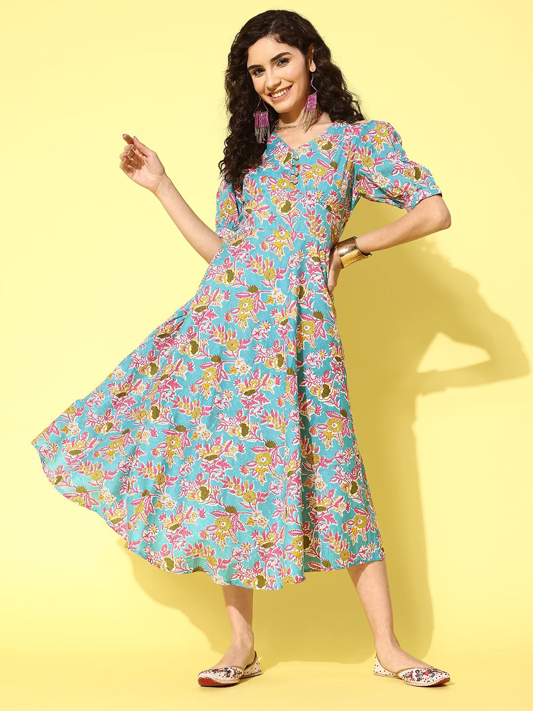 Women's Blue Fit And Flare Floral Print Dress - Yufta