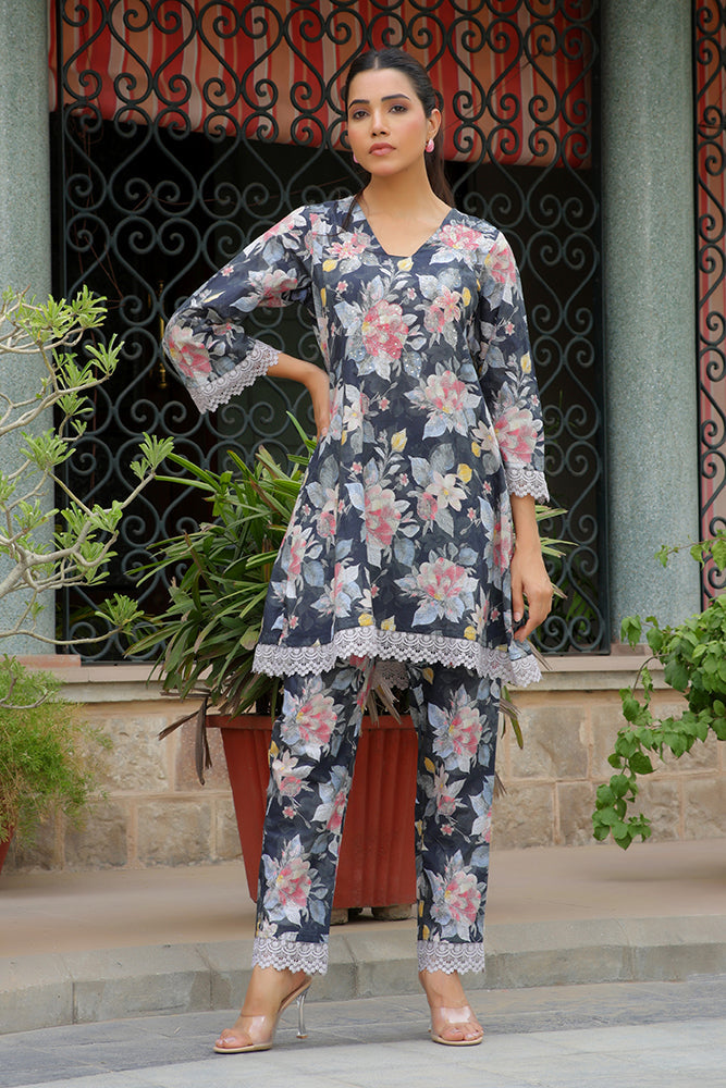 Women's Black Printed Cord Set With Printed Pants - Vaasva Jaipur