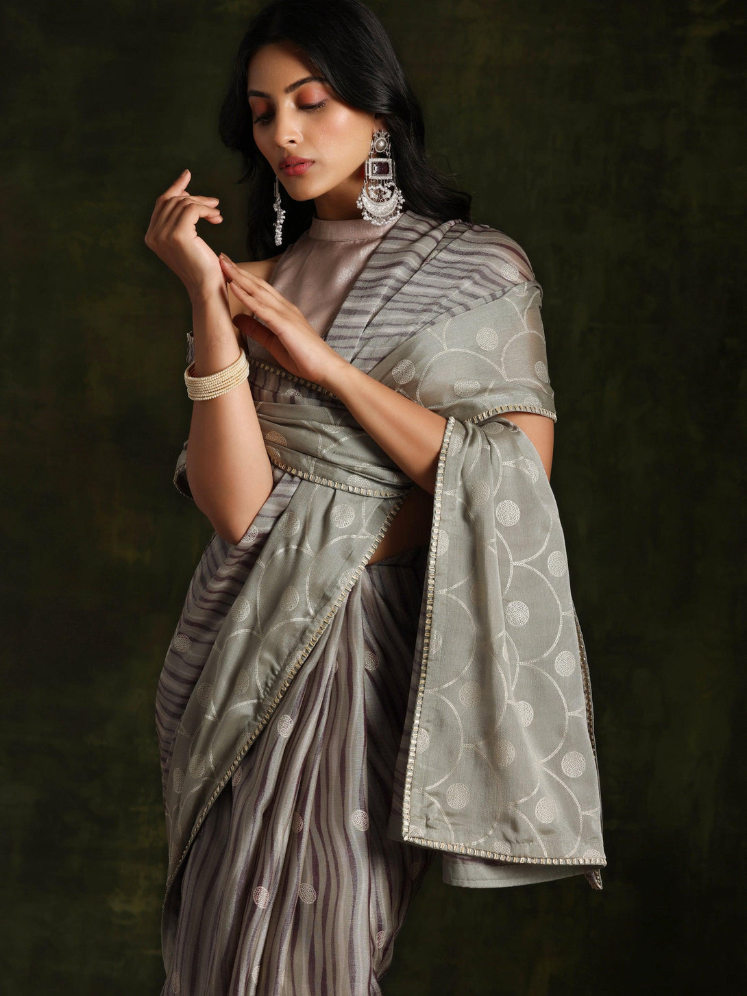 Green Printed Silk Blend Saree With Unstitched Blouse Piece - Jashvi