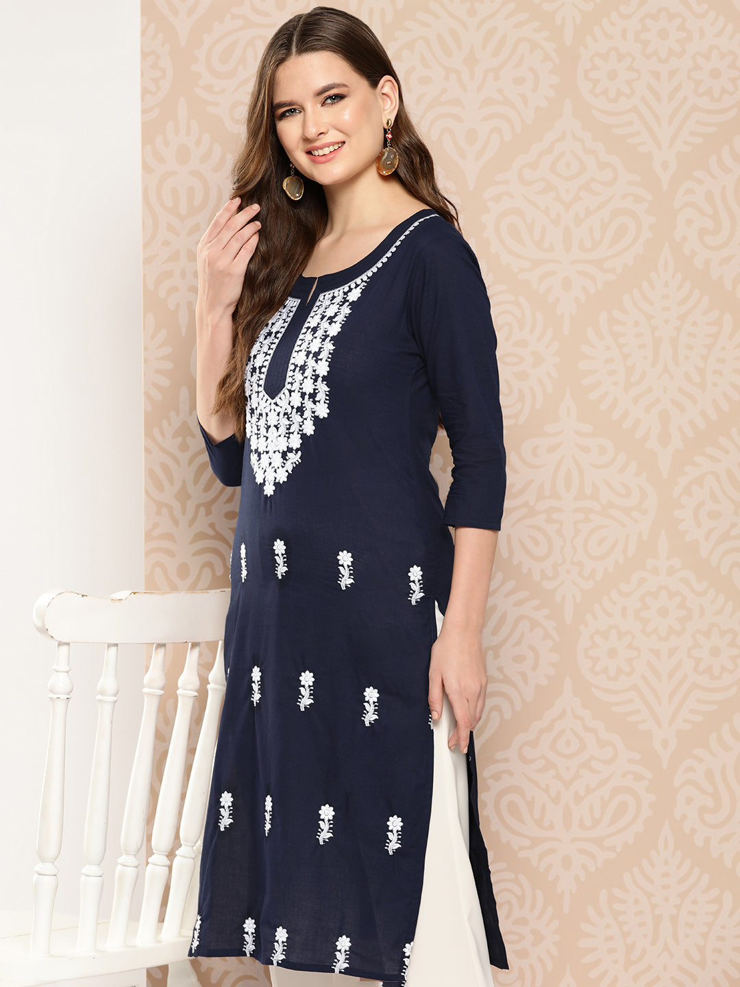 Women's Navy Blue Chikankari Straight Kurta - Yufta