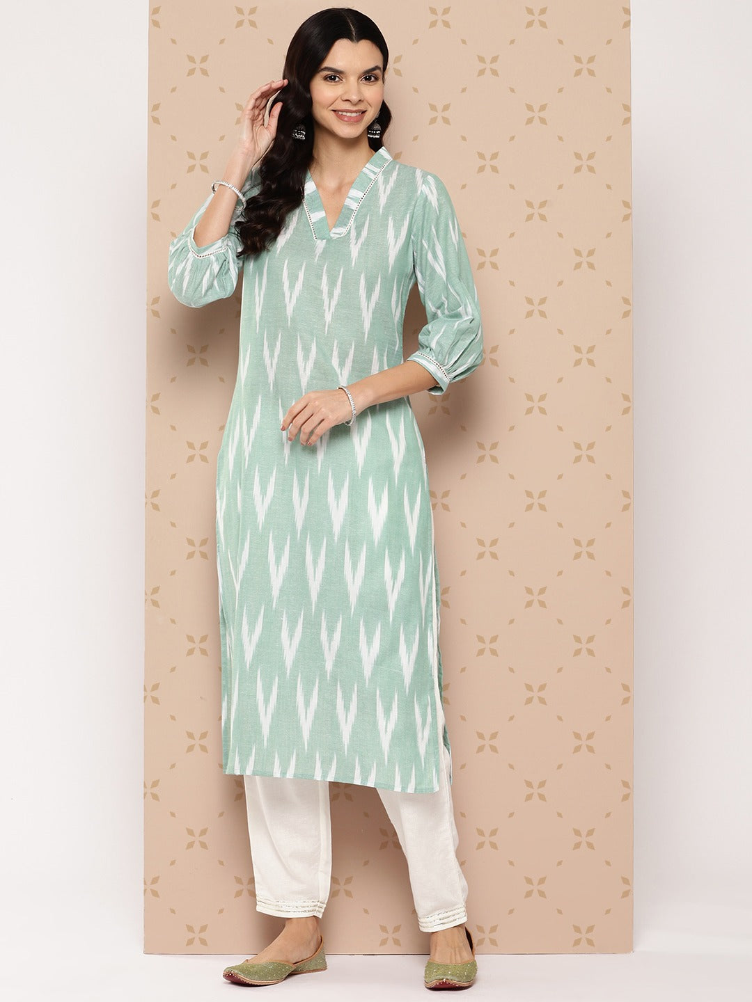 Women's Sea Green Pure Cotton Ikat Print Kurta - Yufta