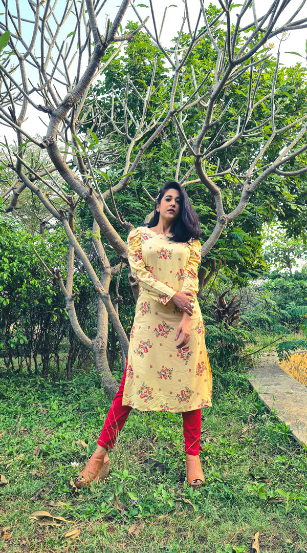 Jashvi Women Yellow & Red Floral Printed Kurta