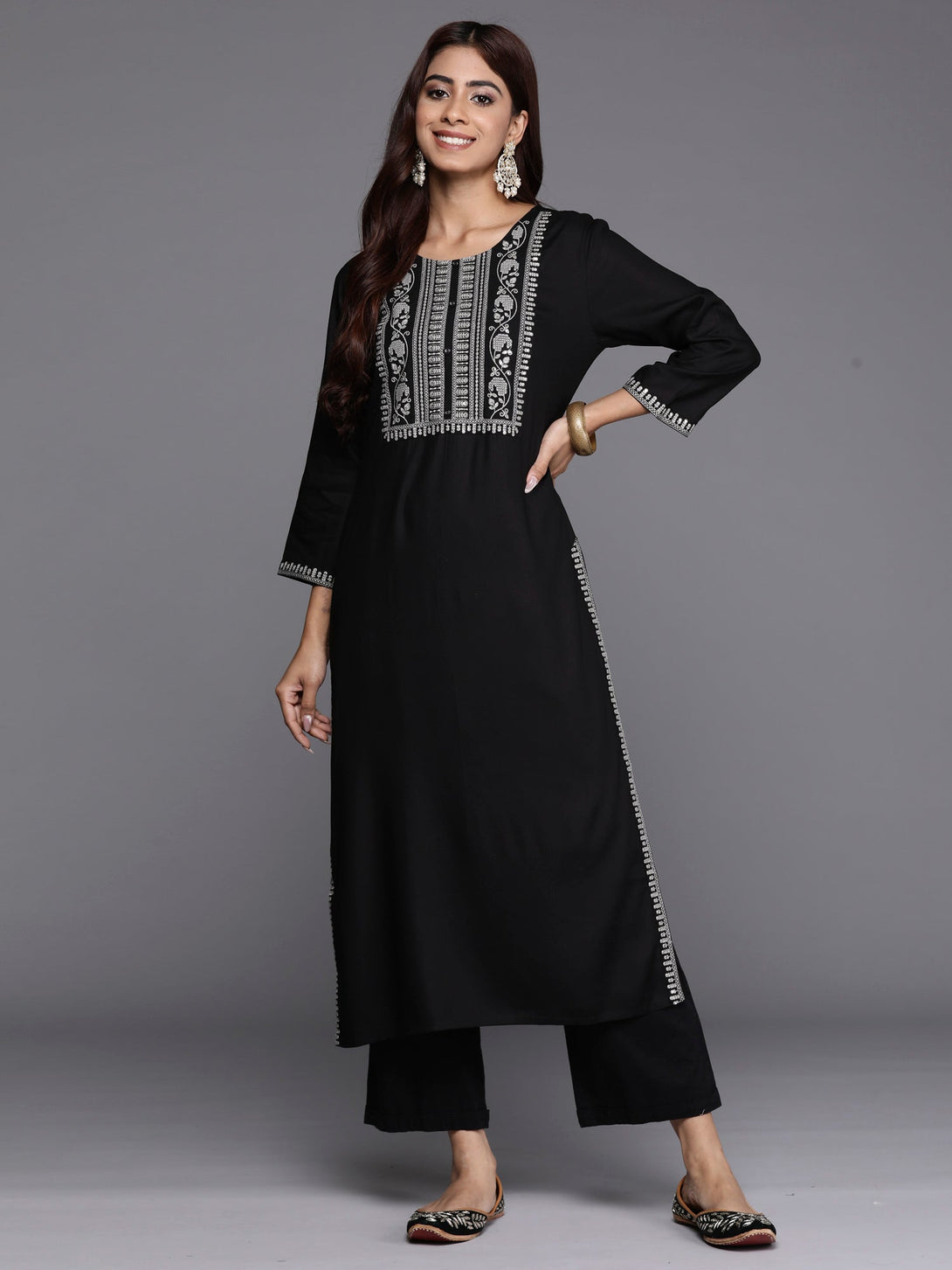 Women's Black Embroidered Straight Kurtas  - Indo Era