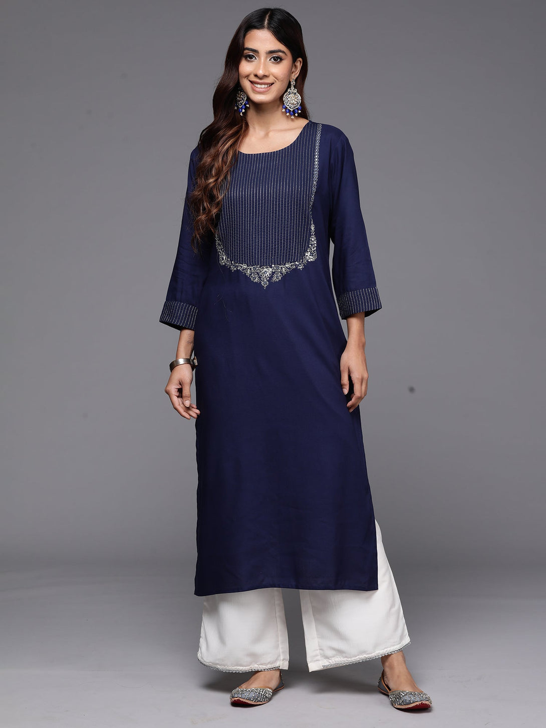 Women's Navy Blue Embroidered Straight Kurtas  - Indo Era