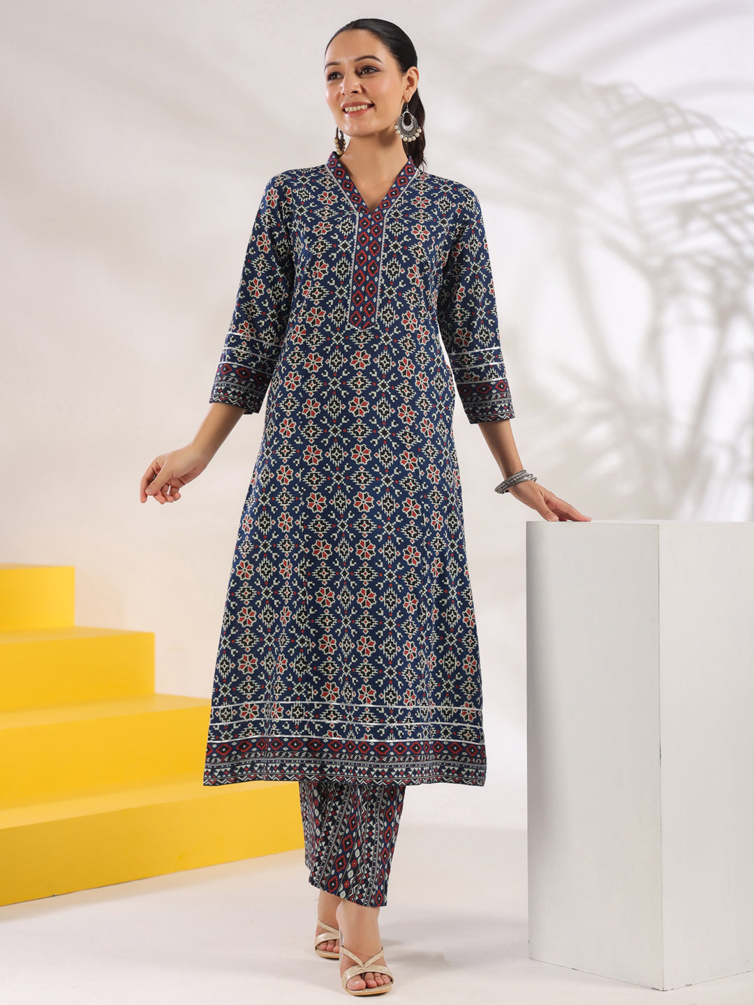 Women's Blue Pure Cotton Geometric_Print A-Line Kurta Trouser Set - Yufta