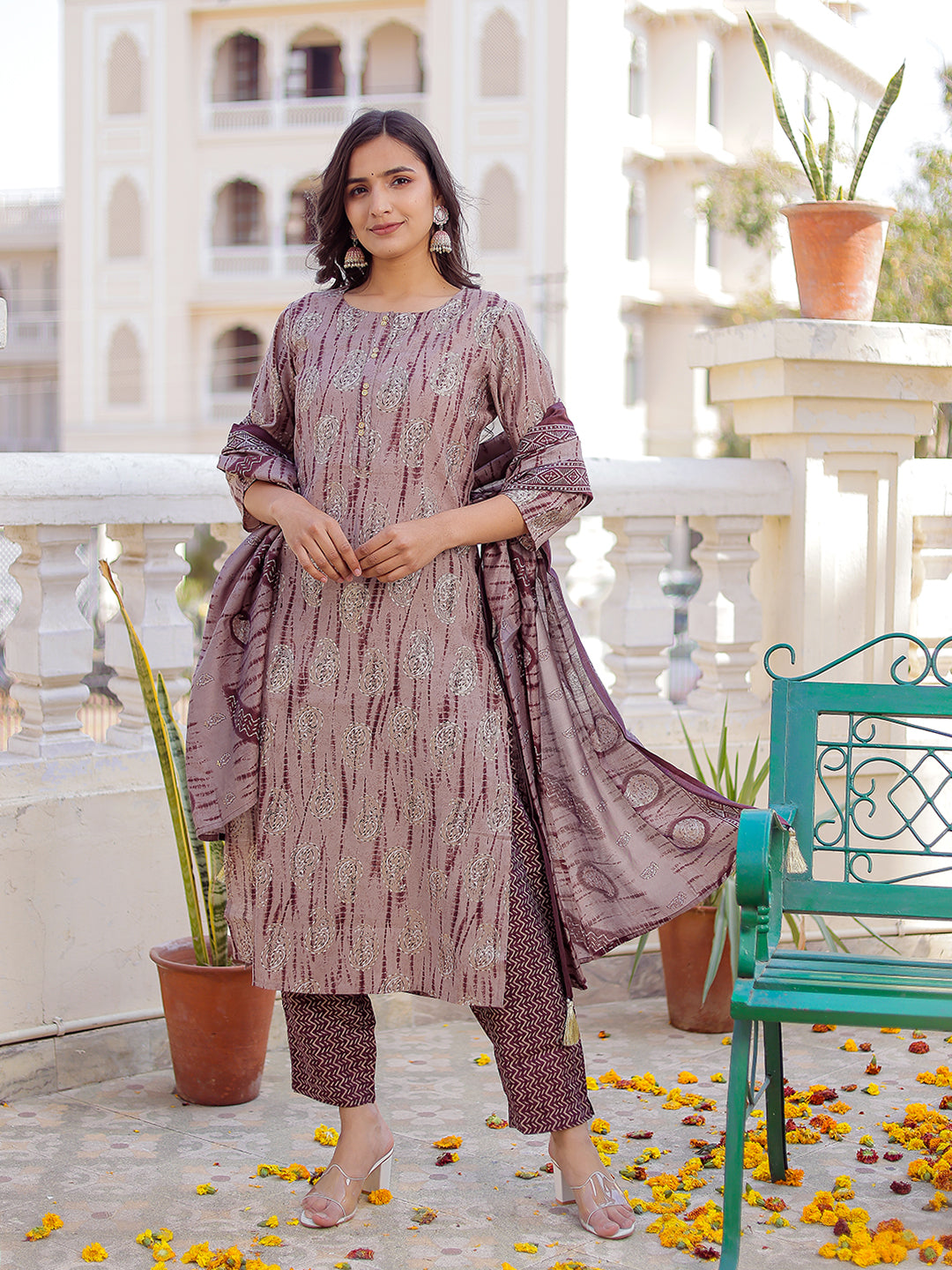 Women's Ethnic Motifs Printed Regular Kurta With Pyjamas & With Dupatta - Vasvi