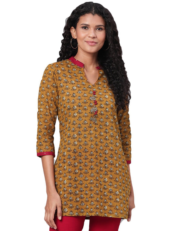 Women's Beige Printed 3/4 Sleeve V Neck Cotton Slub Casual Kurta Only - Myshka