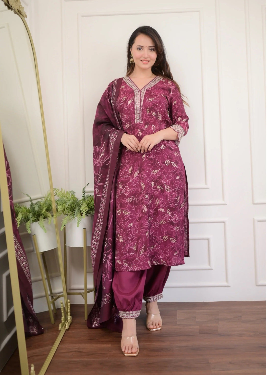 Women's Wine Embroidery Viscose Rayon Kurta Set - Alvami