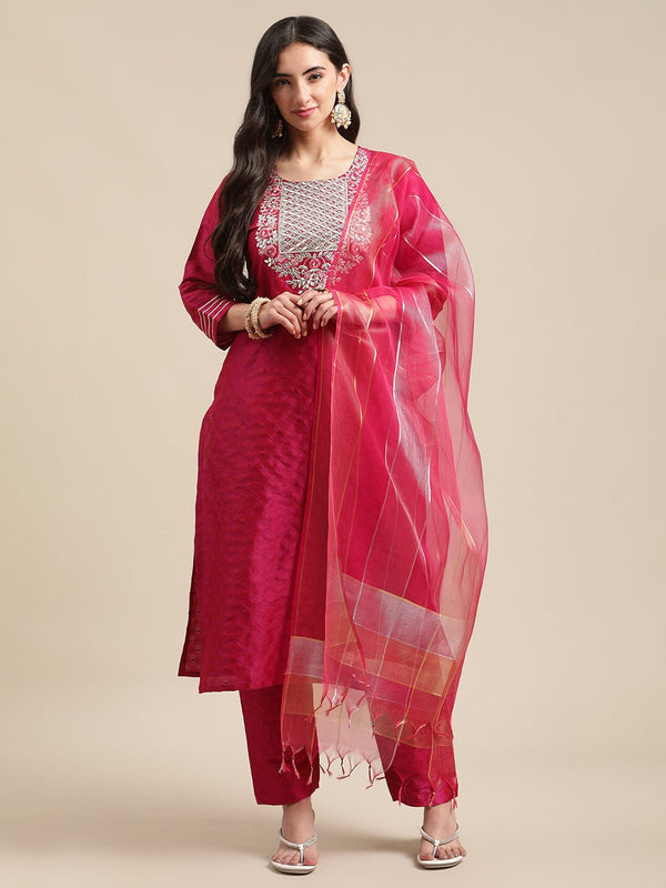 Women's Magenta Floral Gota Patti Embroidery Kurta Trouser Set With Organza Dupatta - Varanga