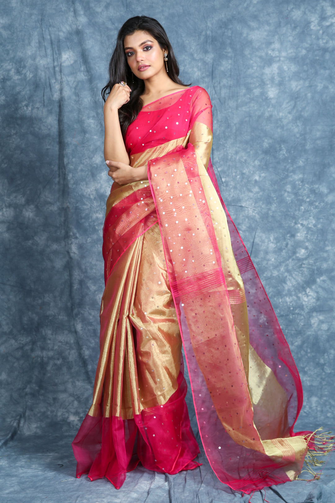 Women's  Handwoven Saree With Allover Sequins - Charukriti