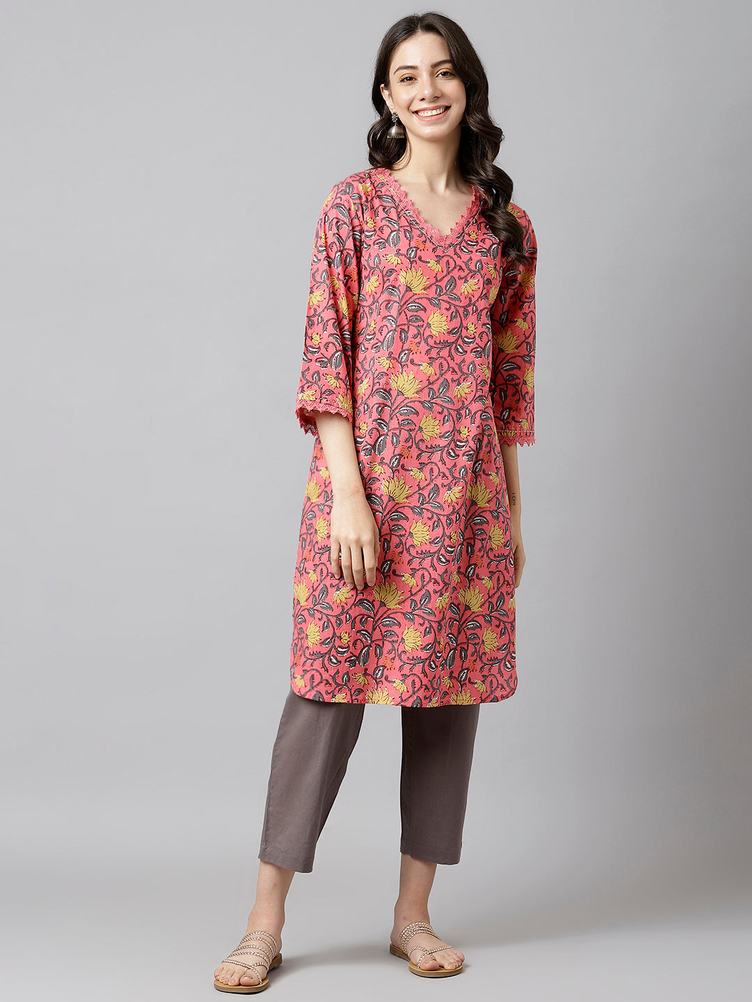 Women's Pink & Grey Ethnic Cotton Printed Kurta Pant Set With Pocket - Deckedup