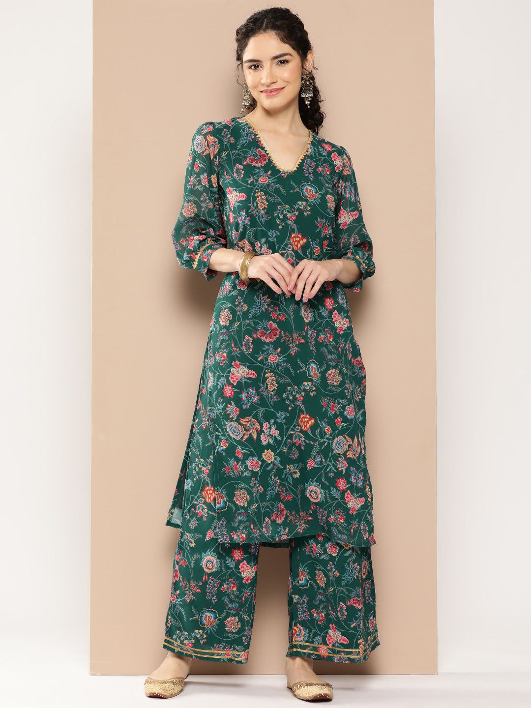 Women's Floral Printed Regular Gotta Patti Kurta With Palazzos - Ahalyaa