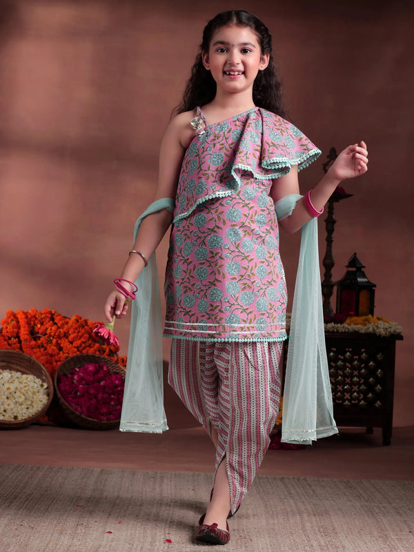 Kids Pink Printed Cotton Straight Kurta With Dhoti Pants