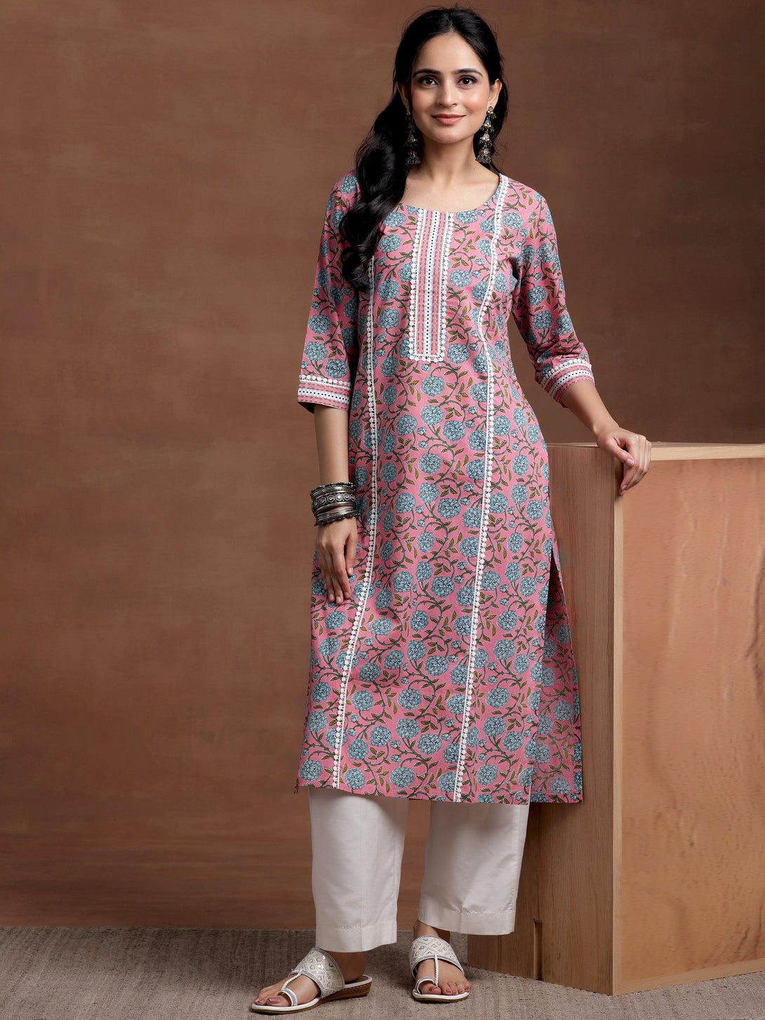 Pink Printed Cotton Straight Kurta - Jashvi