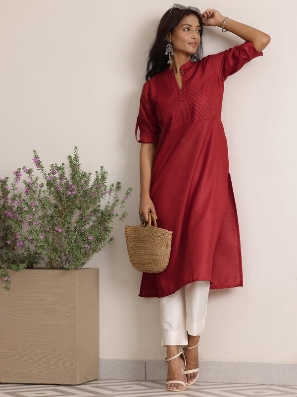 Red Solid Cotton Blend Straight Kurta