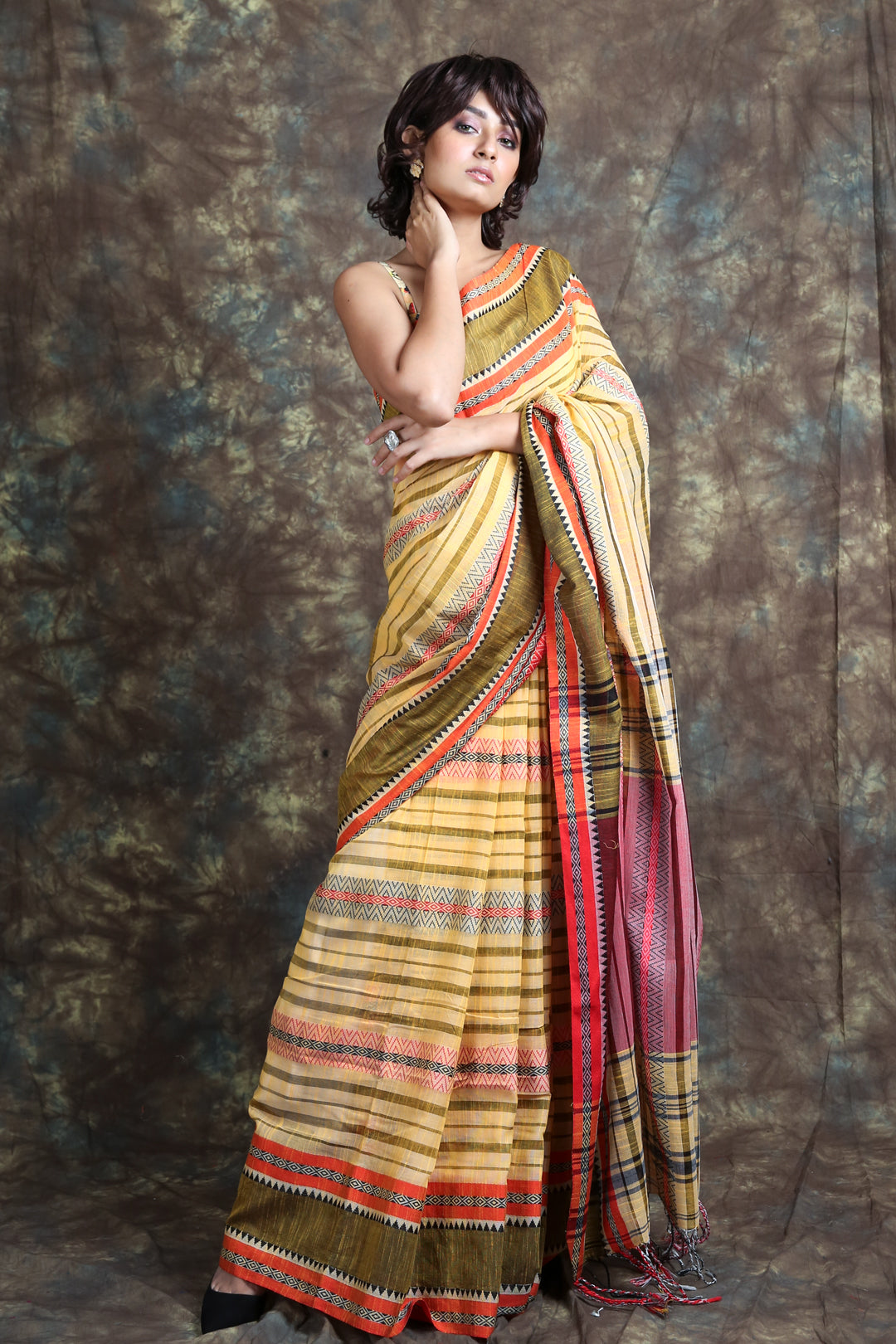 Women's All over Weaving stripe Handloom Saree - Charukriti