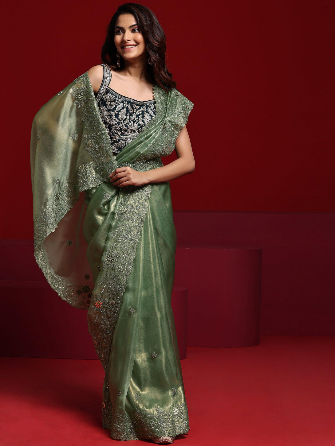 Jashvi Art Green Embroidered Silk Blend Saree With Unstitched Blouse Piece - Jashvi