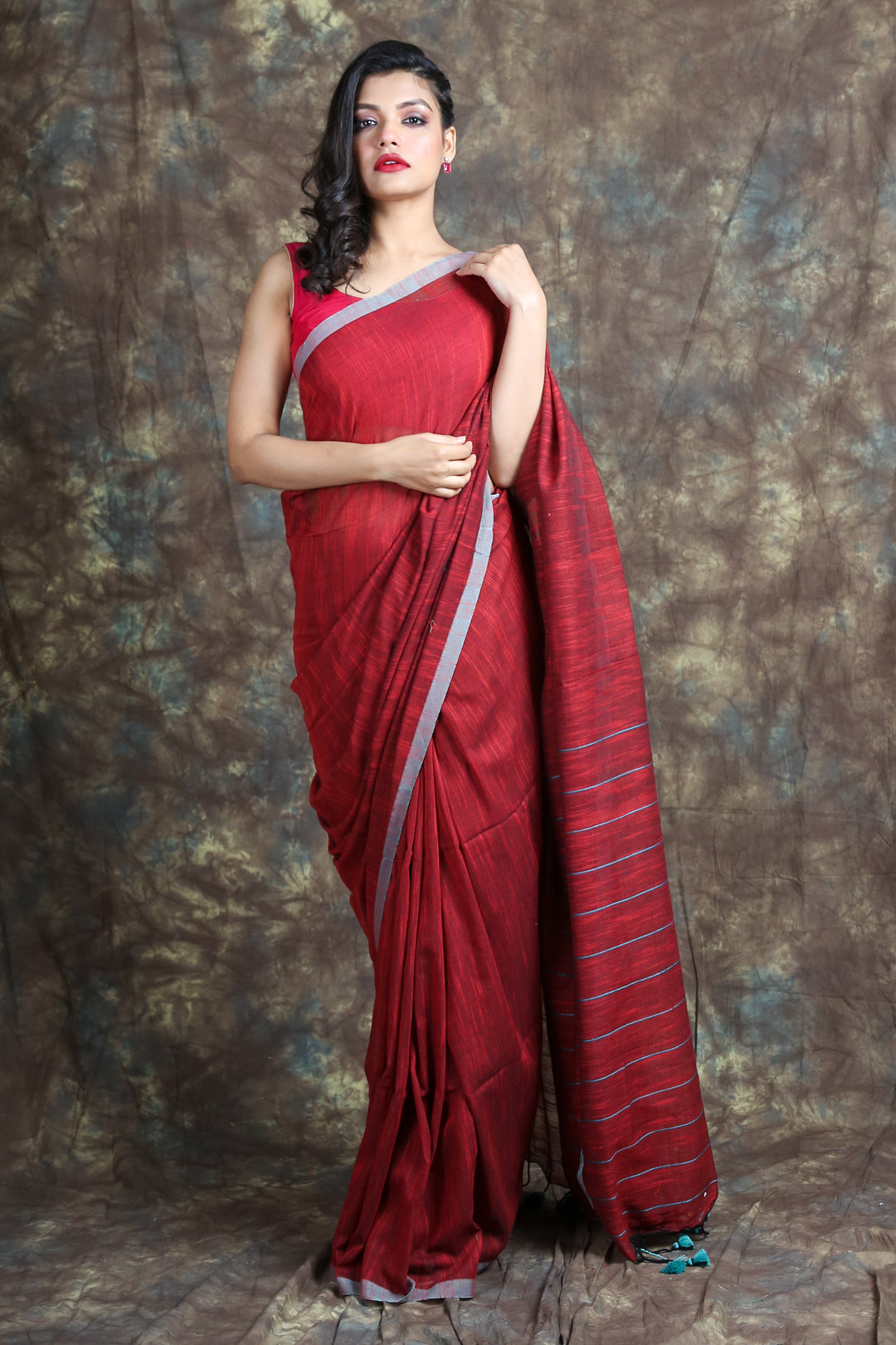 Women's Cotton Handloom Saree with Jumka Pompom1 - Charukriti