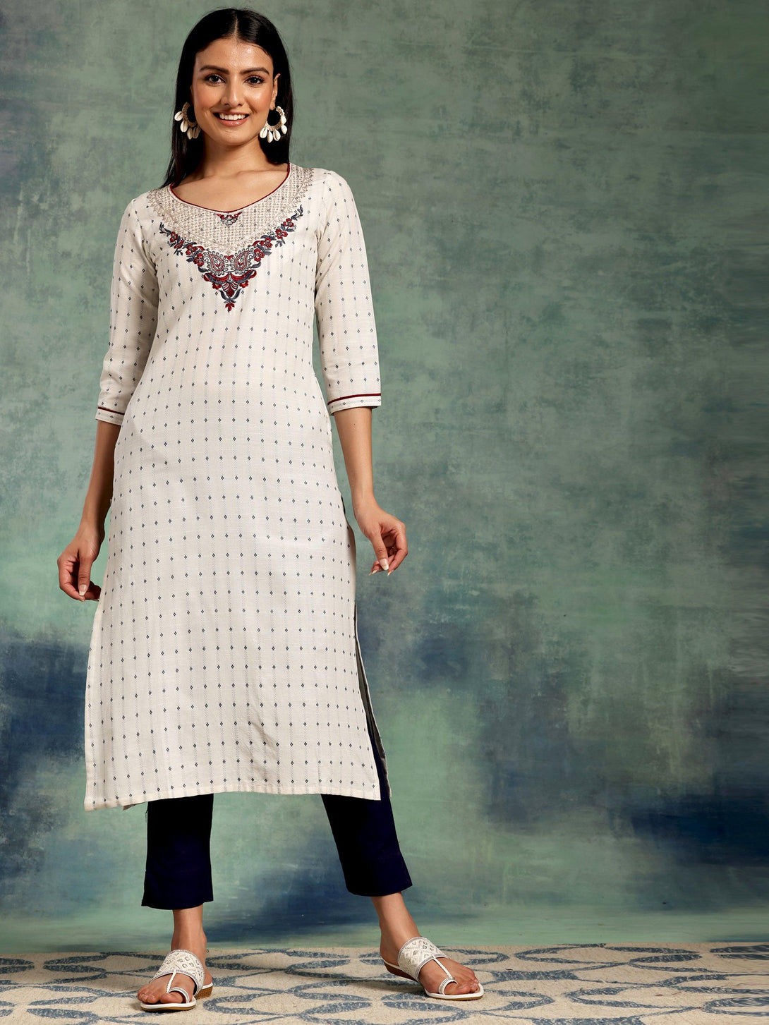 Off White Yoke Design Cotton Straight Kurta - Jashvi