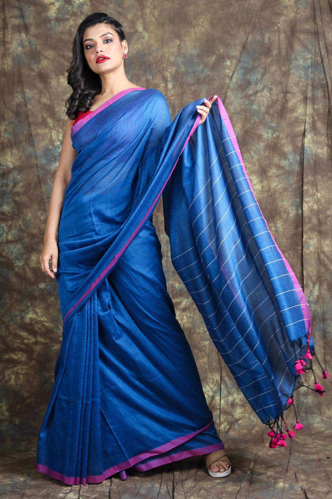 Women's Cotton Handloom Saree with Jumka Pompom1 - Charukriti