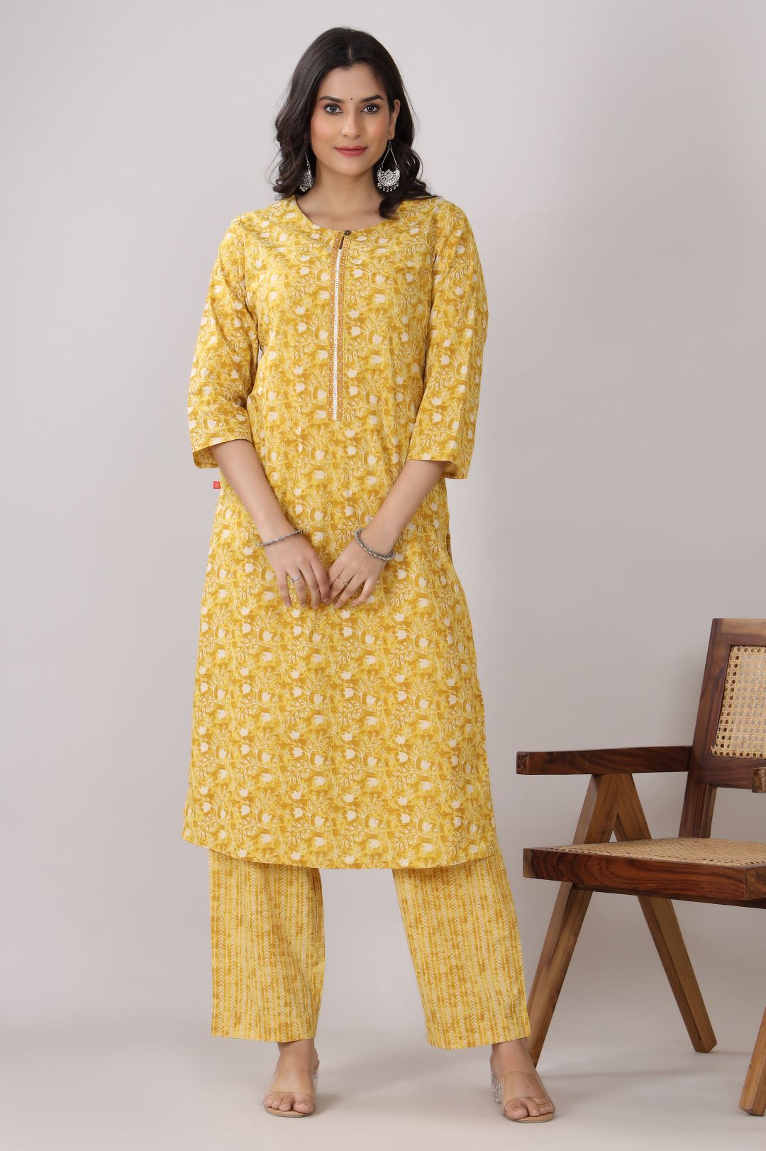 Women's Floral Printed Regular Thread Work Kurta With Trousers(Yellow) - Vasvi