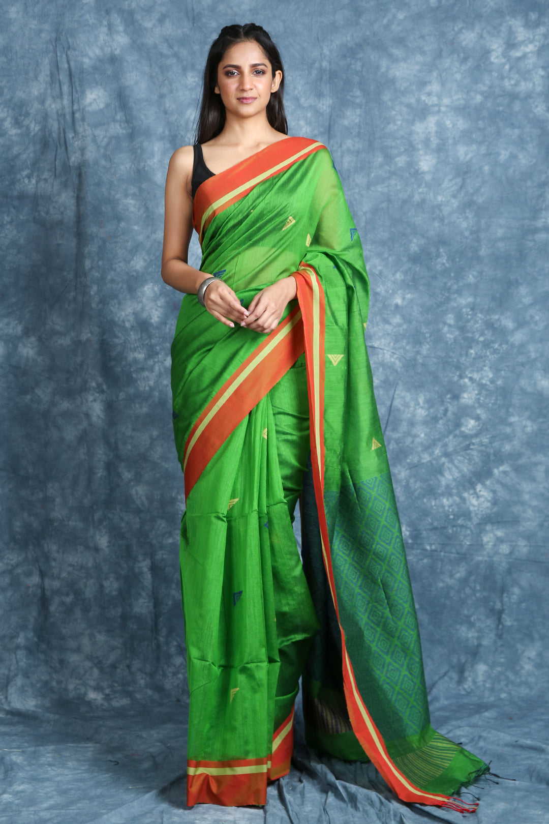 Women's Handloom Saree with Allover Weaving Butta and Rich Weaving Pallu - Charukriti