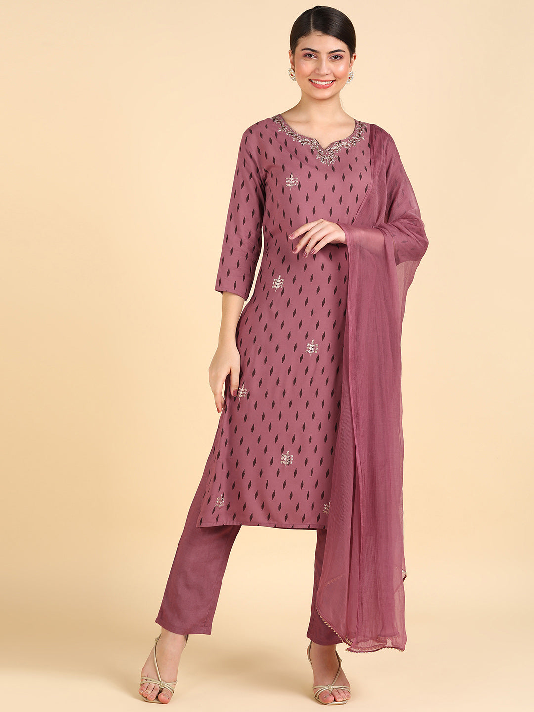 Women's Rayon Self-Design Maroon Kurta Set - Maaesa