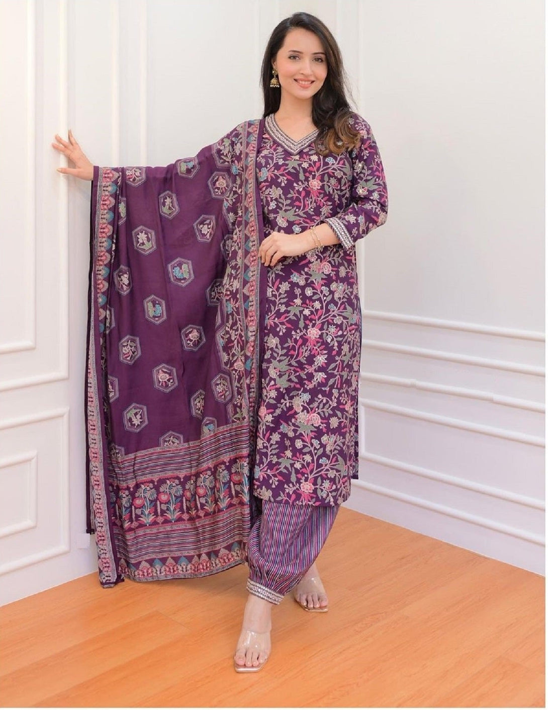 Women's Purple Embroidery Viscose Rayon Kurta Set - Alvami