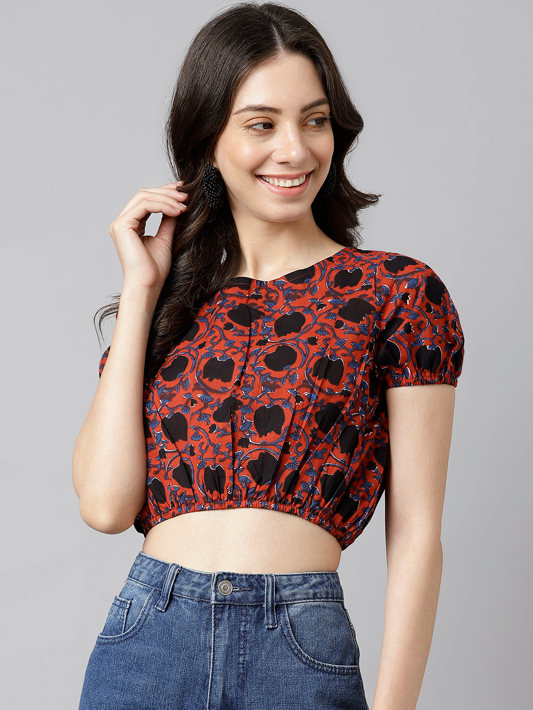 Women's Red & Black Printed Cotton Elasticated Crop Top - Deckedup