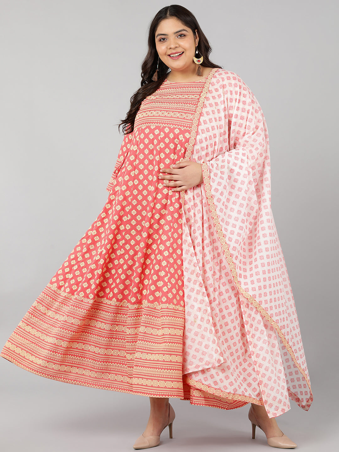 Women's Rayon Printed Regular Kurta Set (Peach) - Kipek