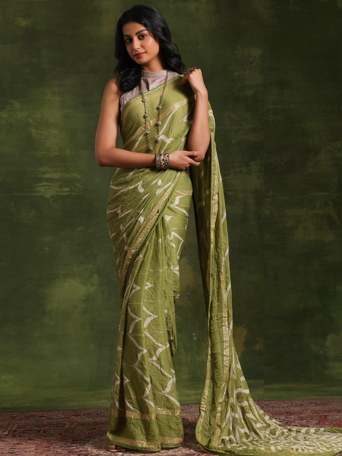 Green Printed Poly Georgette Saree With Unstitched Blouse Piece - Jashvi