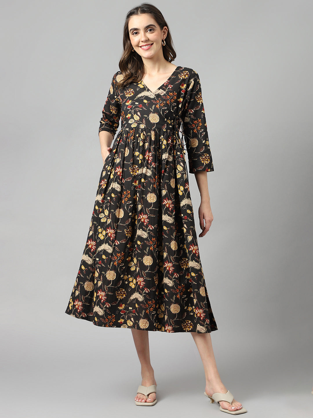 Women's Black Cotton Printed Floral Fit & Flared Dress - Deckedup