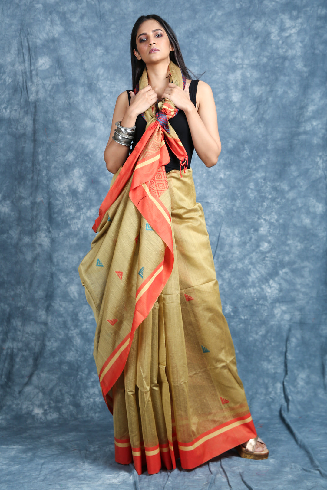 Women's Handloom Saree with Allover Weaving Butta and Rich Weaving Pallu - Charukriti