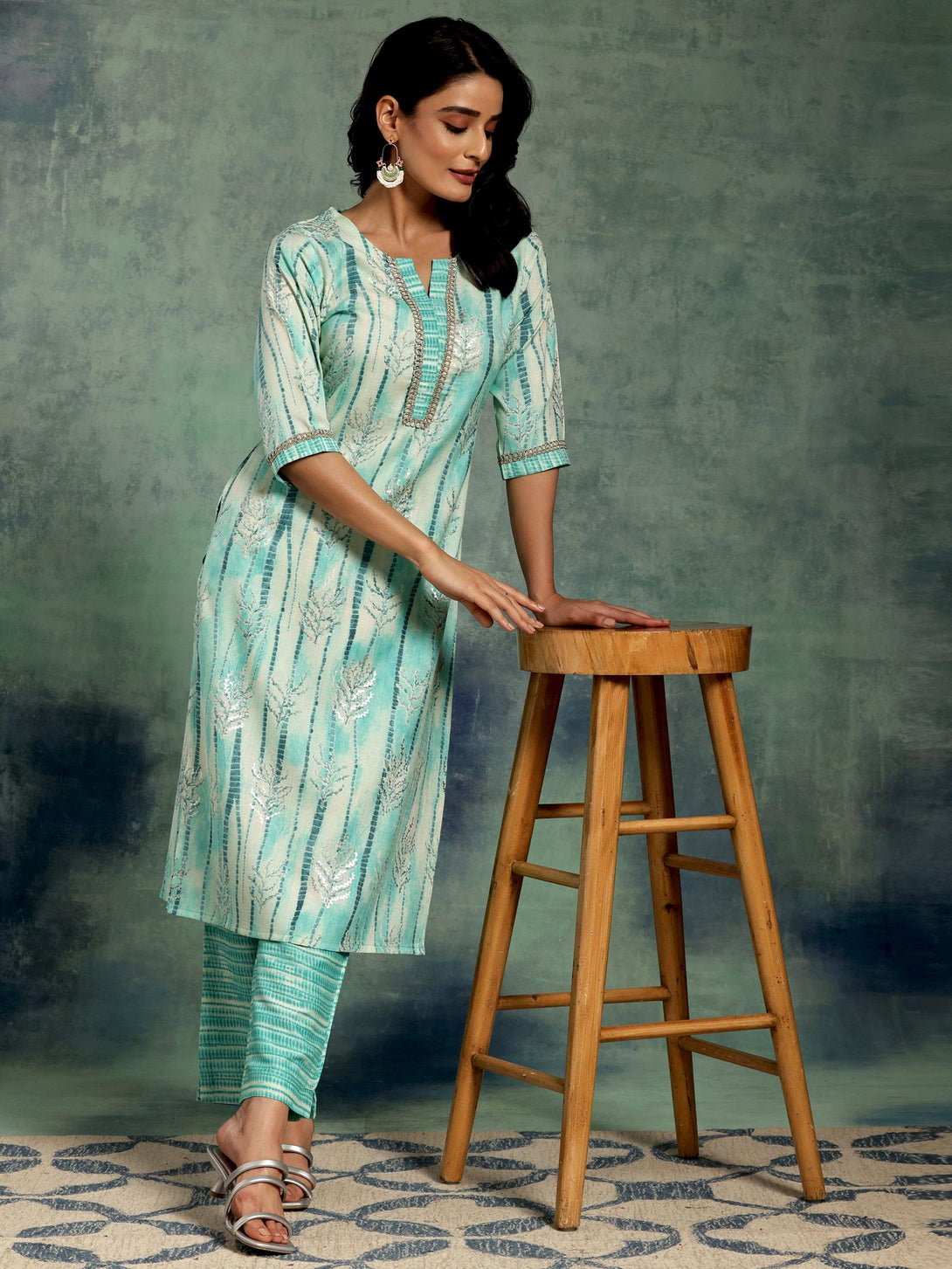 Blue Printed Rayon Straight Kurta Set - Jashvi