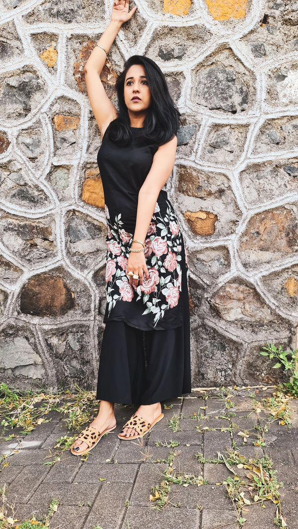 Women Black Floral Printed Floral Kurta