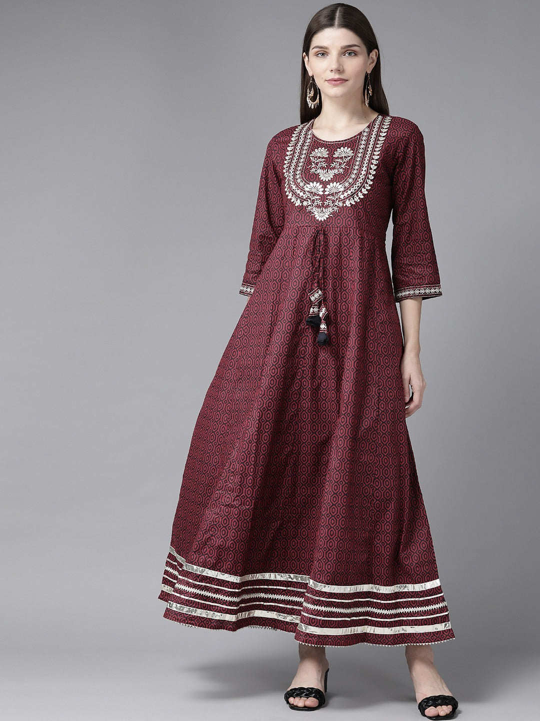 Women's Maroon Geometric Printed Bell Sleeves Mirror Work Cotton Kurta - Yufta