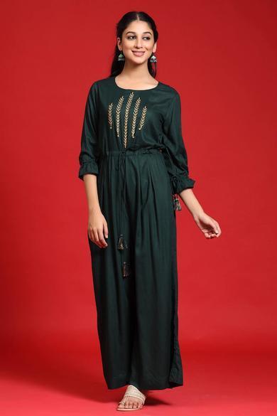 Jadegreen Rayon Slub Embroidered Jumpsuit With Mask - Juniper