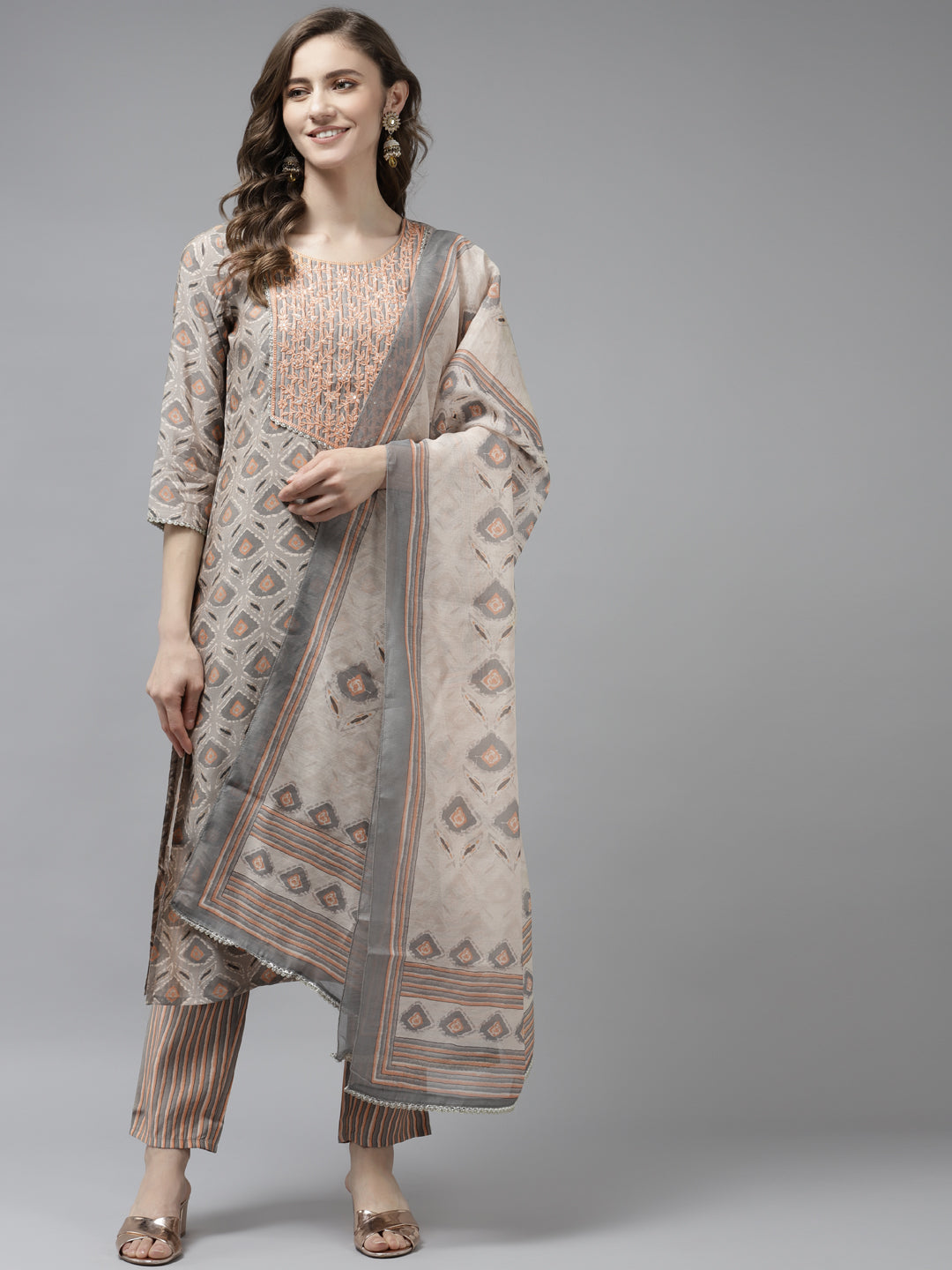 Women's Beige Embroidery Muslin Kurta With Trousers & Dupatta - Yufta