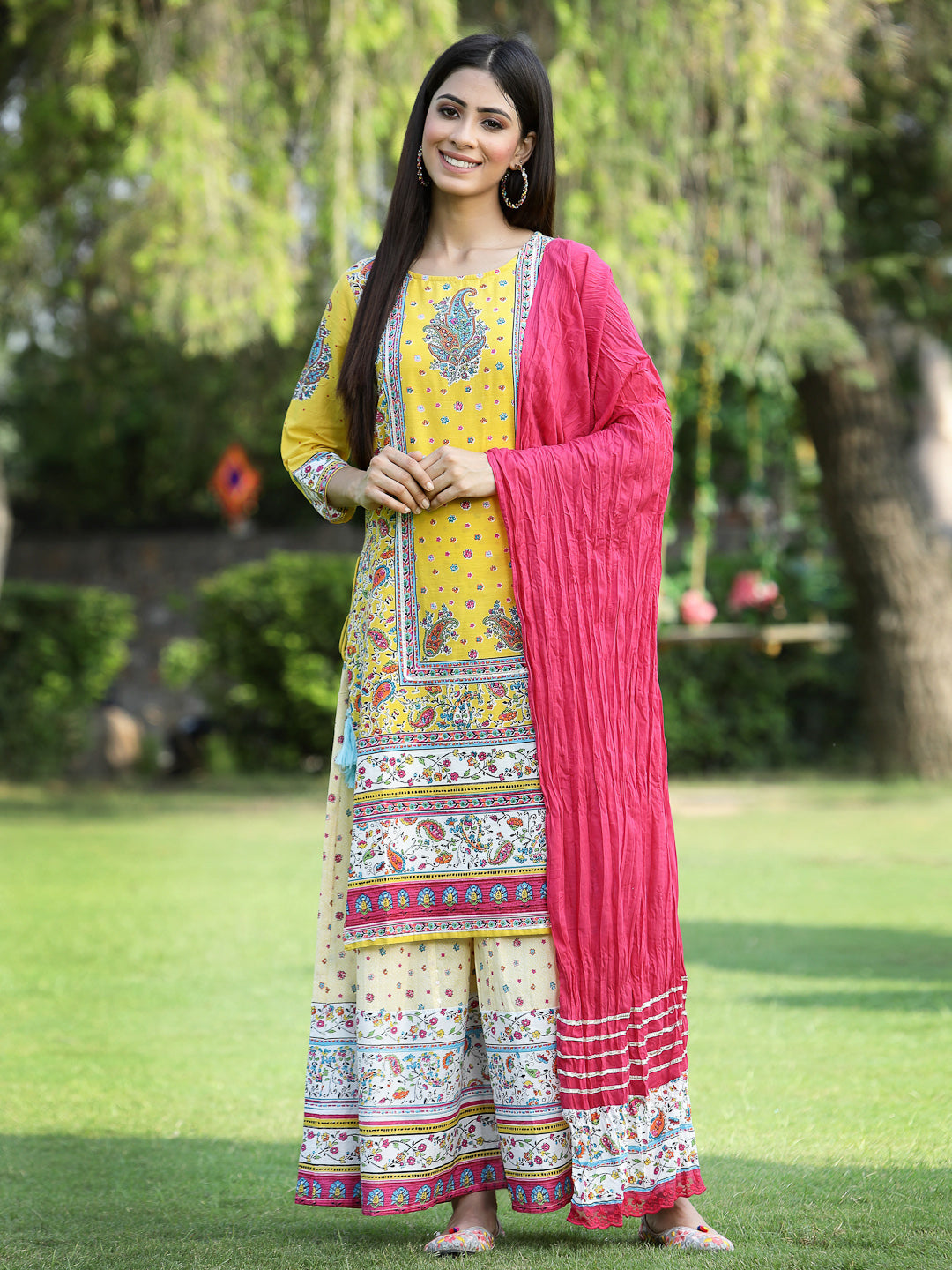 Women's Yellow Cambric Printed Straight Kurta Sets - Juniper