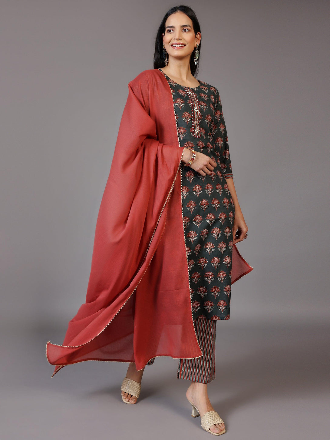 Green Printed Cotton Straight Suit With Dupatta - Jashvi