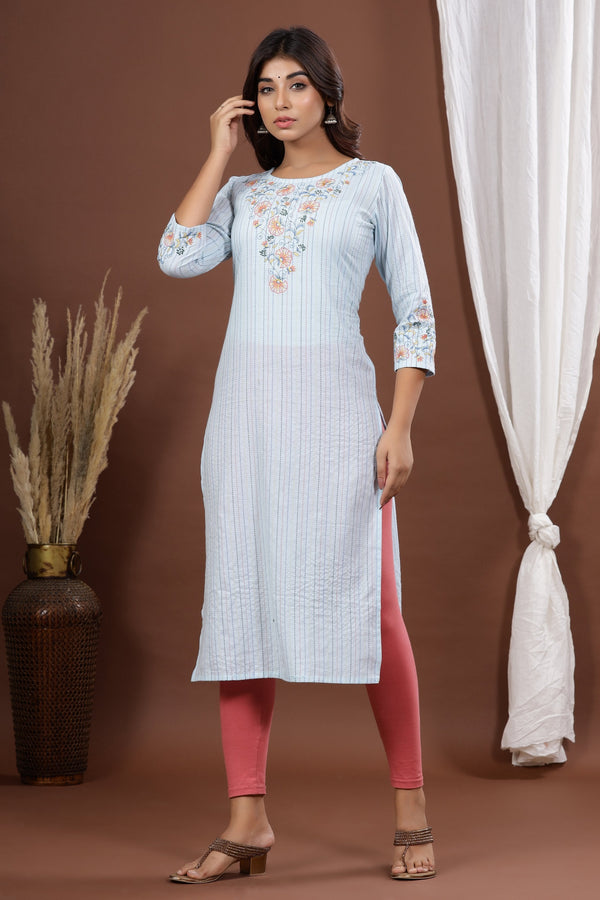 Women's Blue Embroidered Kurta - Yufta